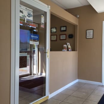 CHL Insurance Agency - Front desk - Home & Rental Insurance Near Me - Palmdale, California CHL Insurance Agency - Front desk - Home & Rental Insurance Near Me - Palmdale, California