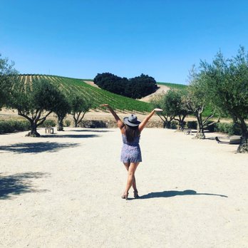 Niner Wine Estates - Wine Tasting Room Near Me - Paso Robles, California