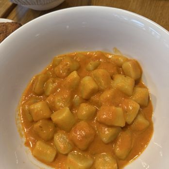 Pastaru Pastificio - Gnocchi with Vodka sauce - Italian Near Me - Mineola, New York