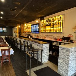 The Downtown Cafe - Newly Renovated Bar & Restaurant