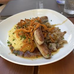 Das Oberhaus - Sausage potato crispy onions
