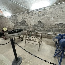 Lonz Winery Museum