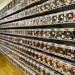 Chrono Toys Fashion Valley - So Many Funko's