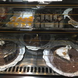 Anusha | Chocolates, Bolos e Tortas - Delicious cakes at Anusha