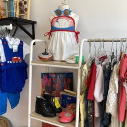 Grow Kid Grow - Our baby & kids vintage walk is so good!
