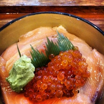 Izakaya Kikufuji - Ikura and shake bowl - Japanese Near Me - Makati, NCR Izakaya Kikufuji - Ikura and shake bowl - Japanese Near Me - Makati, NCR
