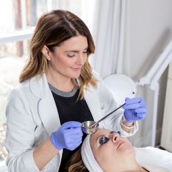 Auveau Medspa - Medical grade facials tailored to your skin goals
