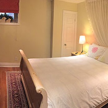 A Seaton Dream B&B - Bed & Breakfast Near Me - Toronto, Ontario A Seaton Dream B&B - Bed & Breakfast Near Me - Toronto, Ontario