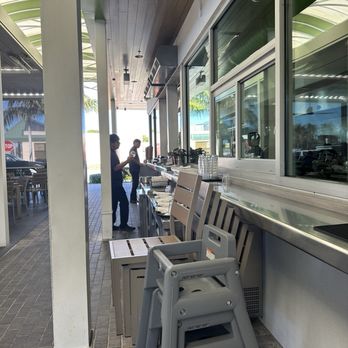 Lake Park Diner - Order window - New American Near Me - Naples, Florida Lake Park Diner - Order window - New American Near Me - Naples, Florida