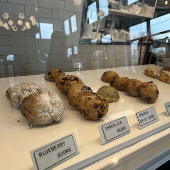 Lucky Finn Cafe - Display - Coffee & Tea Near Me - Hanover, Massachusetts