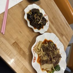 Vegetables Biang Noodle Soup / 蔬菜汤面.