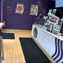 Insomnia Cookies