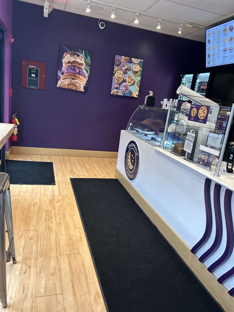 Insomnia Cookies