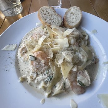 Roger's Riverview Bistro - Shrimp Pasta - New American Near Me - Snohomish, Washington