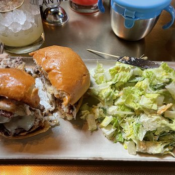 Standard Rec - Mozz burger - Bars Near Me - Patchogue, New York