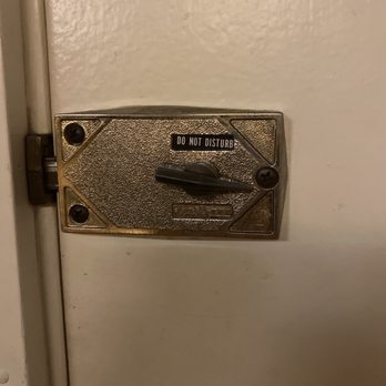 Timbers Motel - MAID SERVICE... or for me DO NOT DISTURB. - Hotels Near Me - Eugene, Oregon