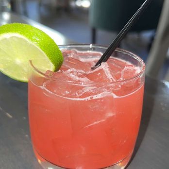 Rembrandts - Rose Berry Cocktail - Breakfast & Brunch Near Me - Eagle, Idaho