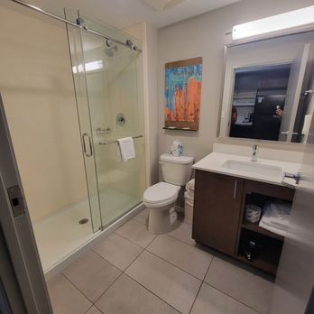 MainStay Suites - Hotels Near Me - Gatlinburg, Tennessee