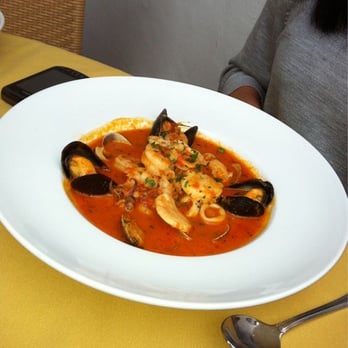 Tra di Noi - Cioppino - Italian Near Me - Malibu, California Tra di Noi - Cioppino - Italian Near Me - Malibu, California