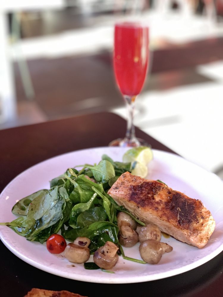 RED PEPPER TAQUERIA 500 Photos & 584 Reviews Sports Bars 3135