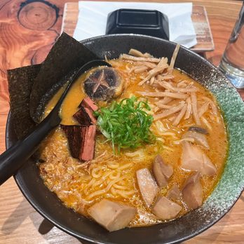 Tane Vegan Izakaya - Spicy miso garlic ramen ($15) - Vegan Near Me - Berkeley, California Tane Vegan Izakaya - Spicy miso garlic ramen ($15) - Vegan Near Me - Berkeley, California