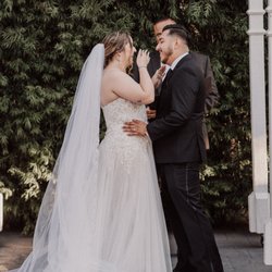 A Royal Moment - Amber & Chris during their special moment has us in our FEELS!