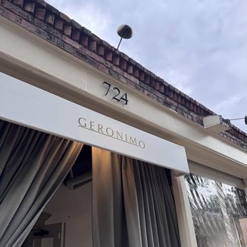 Geronimo - From the outside - French Near Me - Santa Fe, New Mexico