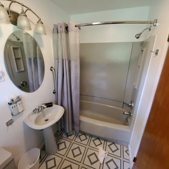 Grayhaven Motel - Hotels Near Me - Ithaca, New York