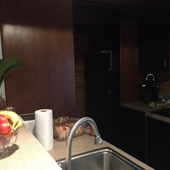 WC Lipe Mansion - Kitchen in carriage house - Bed & Breakfast Near Me - Syracuse, New York