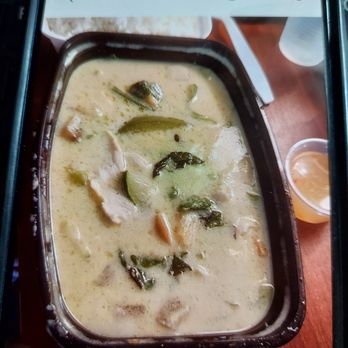 Thai Basil - Green curry with chicken in a deep dish. - Food Trucks Near Me - Kinzers, Pennsylvania Thai Basil - Green curry with chicken in a deep dish. - Food Trucks Near Me - Kinzers, Pennsylvania