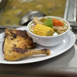 Mi Ranchito Viejo Rest - Sopa de gallina india.