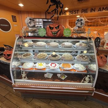 Village Inn - They got pie's - American Near Me - Mesa, Arizona Village Inn - They got pie's - American Near Me - Mesa, Arizona