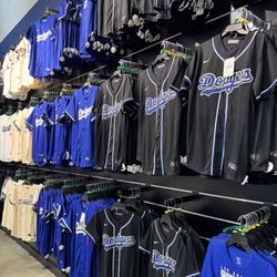 Dodgers Clubhouse - Dodgers Jerseys