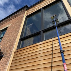 Perfect Pane Window Washing - Before and after using water fed pole with pure water technology