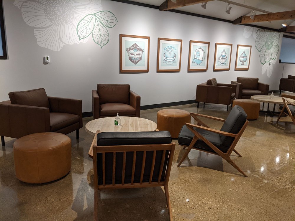 GREENHOUSE DISPENSARY Updated August 2024 15 Photos 755 Skokie