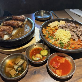 Jincook - 차돌떡볶이 / Brisket Tteokbokki and 커리 고구마치즈돈까스 / Sweet Potato Cheese Curry Katsu - Korean Near Me - Yorba Linda, California Jincook - 차돌떡볶이 / Brisket Tteokbokki and 커리 고구마치즈돈까스 / Sweet Potato Cheese Curry Katsu - Korean Near Me - Yorba Linda, California