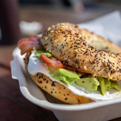 Pe'ahi Farm Stand And Cafe - Everything Bagel w/ Cream Cheese, Bacon and Avocado ($13)