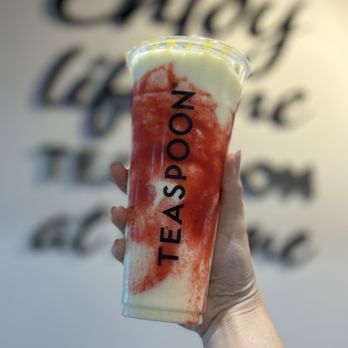 Teaspoon - Strawberry Colada Smoothie - Bubble Tea Near Me - Sacramento, California Teaspoon - Strawberry Colada Smoothie - Bubble Tea Near Me - Sacramento, California