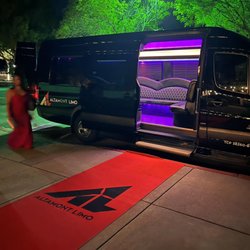 Altamont Limo - Your chariot awaits!