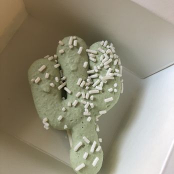 A Bakeshop - Cactus macaron - Bakeries Near Me - Phoenix, Arizona A Bakeshop - Cactus macaron - Bakeries Near Me - Phoenix, Arizona