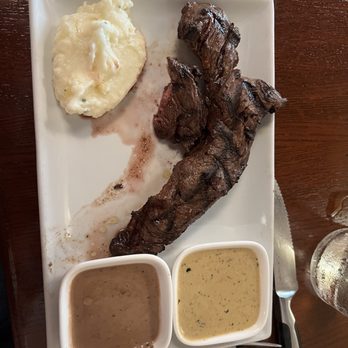 Guerra Steakhouse - Hangar steak with mushroom and port wine dipping sauces. - Steakhouses Near Me - Arlington, Virginia