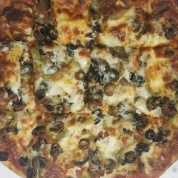 Festa Pizzeria - Supreme pizza - Pizza Near Me - Chicago, Illinois Festa Pizzeria - Supreme pizza - Pizza Near Me - Chicago, Illinois