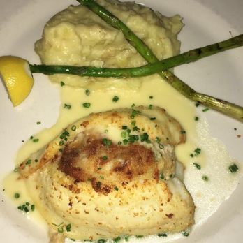 Chart House - Flounder stuffed with crab meat and Yukon gold mashed potatoes all of the food just melts in your mouth it's worth every penny - Seafood Near Me - Weehawken, New Jersey Chart House - Flounder stuffed with crab meat and Yukon gold mashed potatoes all of the food just melts in your mouth it's worth every penny - Seafood Near Me - Weehawken, New Jersey