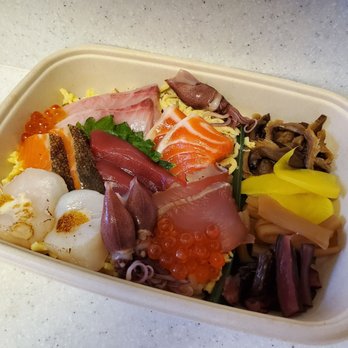 Hinata - Chirashi Sushi Bowl - Sushi Bars Near Me - San Francisco, California