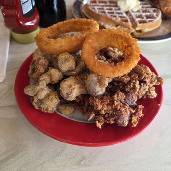 Dinah's Chicken - Gizzards and liver - Chicken Shop Near Me - Glendale, California