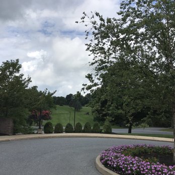 DoubleTree Resort by Hilton Hotel Lancaster - Hotels Near Me - Lancaster, Pennsylvania