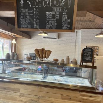 The Brick at The Red River Gorge - ice cream counter - Coffee & Tea Near Me - Pine Ridge, Kentucky The Brick at The Red River Gorge - ice cream counter - Coffee & Tea Near Me - Pine Ridge, Kentucky