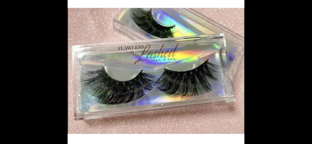 Flawless Lashed Bar and Spa Logo