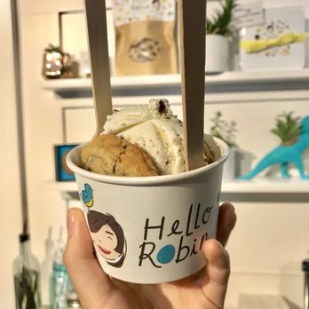 Hello Robin - Original Chocolate Chip Cookies w/ Scout Mint Ice Cream - Bakeries Near Me - Seattle, Washington Hello Robin - Original Chocolate Chip Cookies w/ Scout Mint Ice Cream - Bakeries Near Me - Seattle, Washington