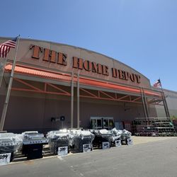 The Home Depot - Outside
